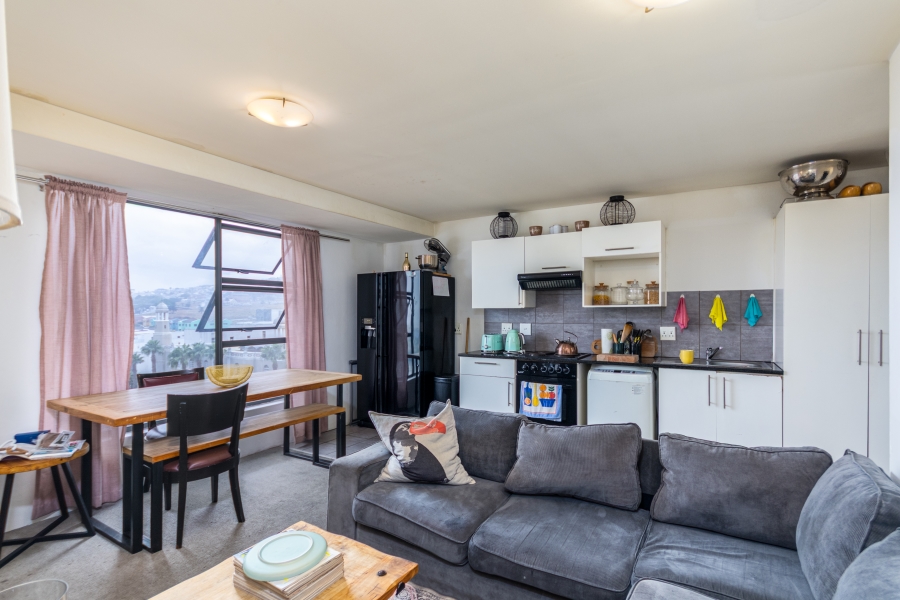 1 Bedroom Property for Sale in Zonnebloem Western Cape